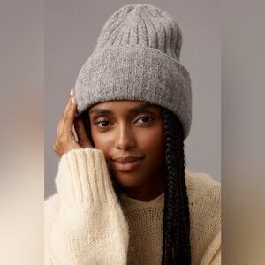 Maeve by Anthropologie Street Style Ribbed Grey Soft Folded‎ Cuff Knit Beanie
